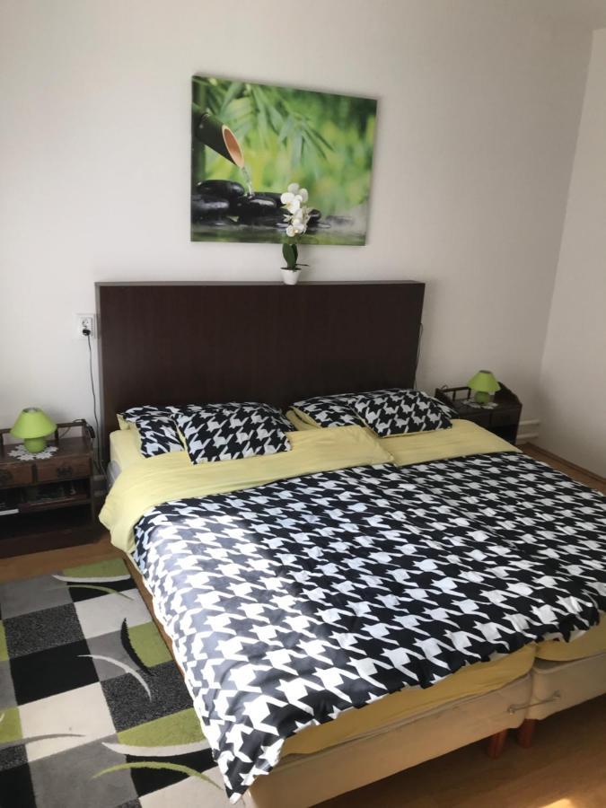 Zen Apartman Szolnok Luaran gambar